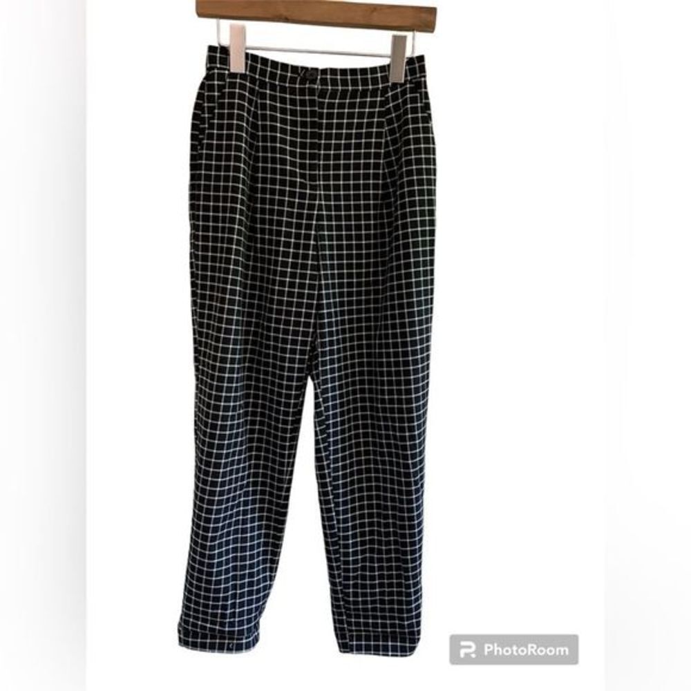 Monki Pleated Peg Leg Pants  Sz 26